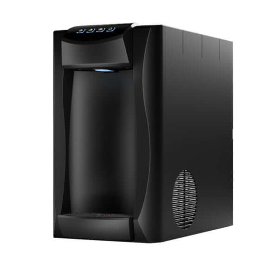 blupura Piccola 15 fizz Tafelwasseranlage in modernem schwarzem Design für stilles und sprudelndes Wasser.